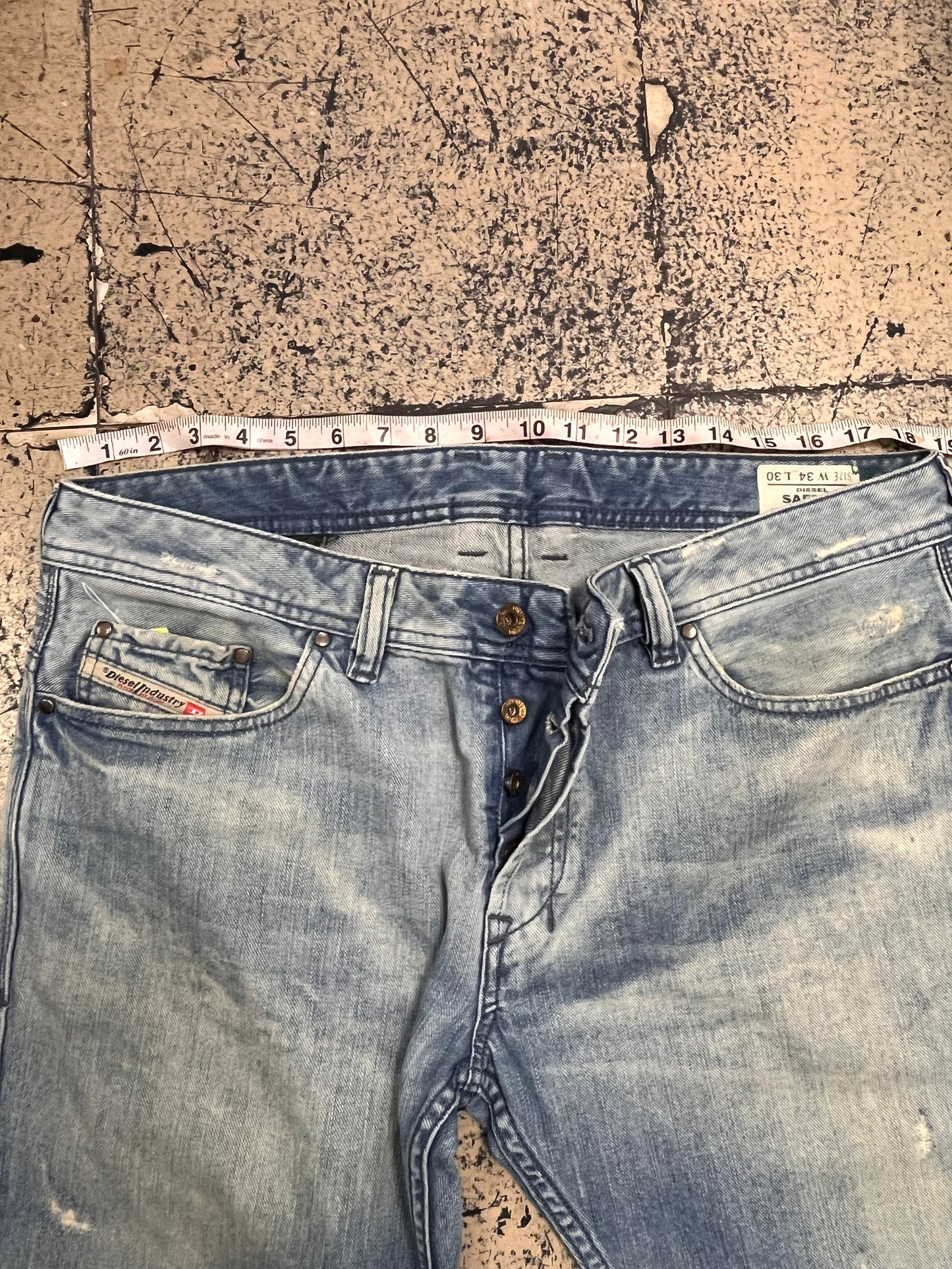 Diesel Jeans 34x30 - Straight Fit/Light Wash/Distressed
