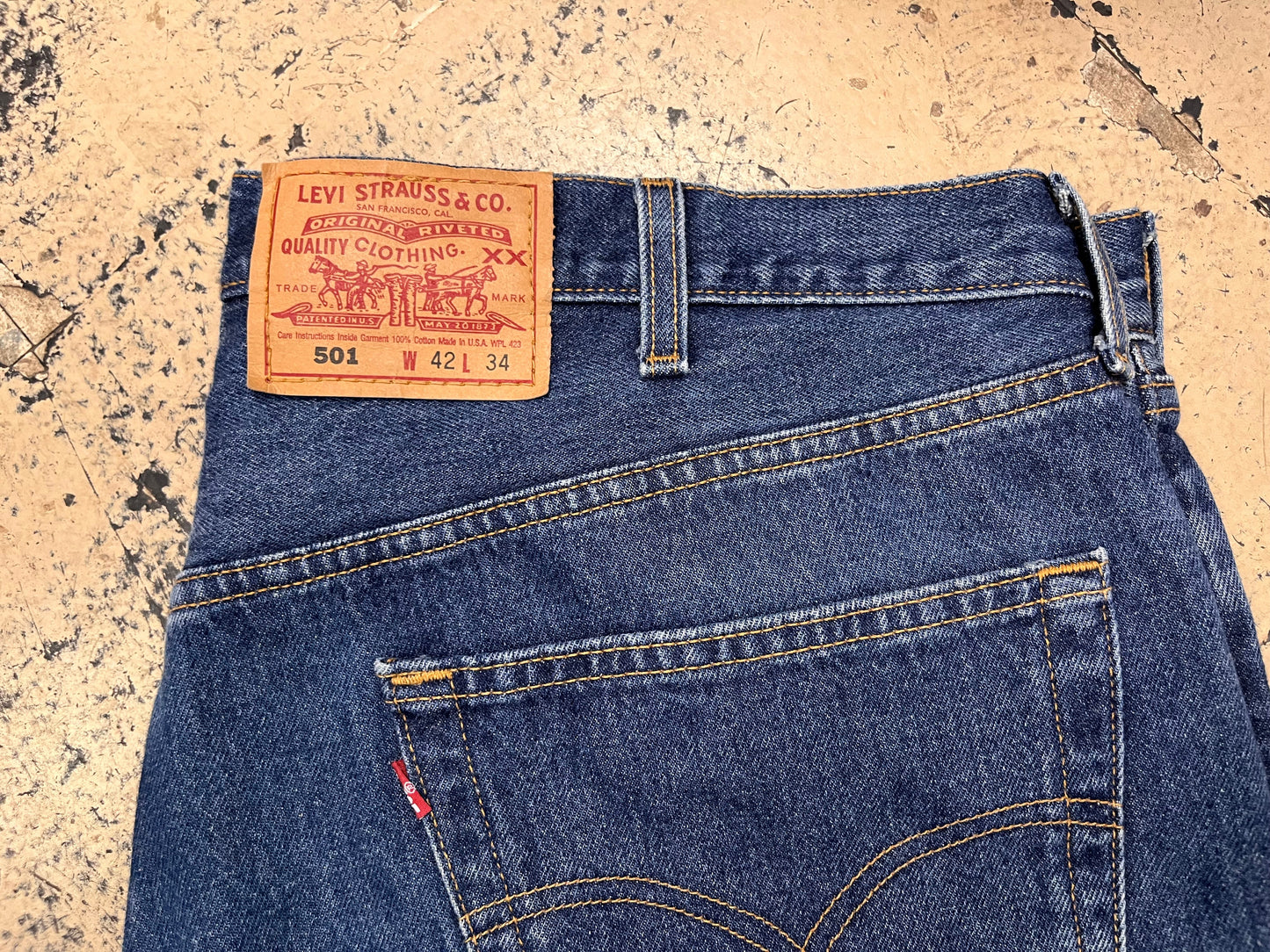 Levi’s 501 Jeans 42x34 - Regular Fit/Medium Wash