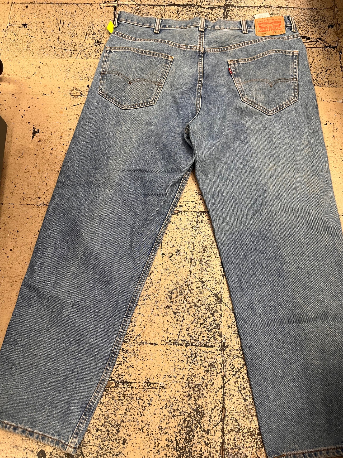 Levi’s 550 Jeans 38x30 - Relaxed Fit/Light Wash