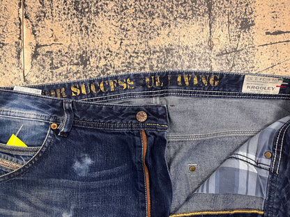 Diesel Jeans 34x32 - Slim Straight/Dark Wash/Distressed