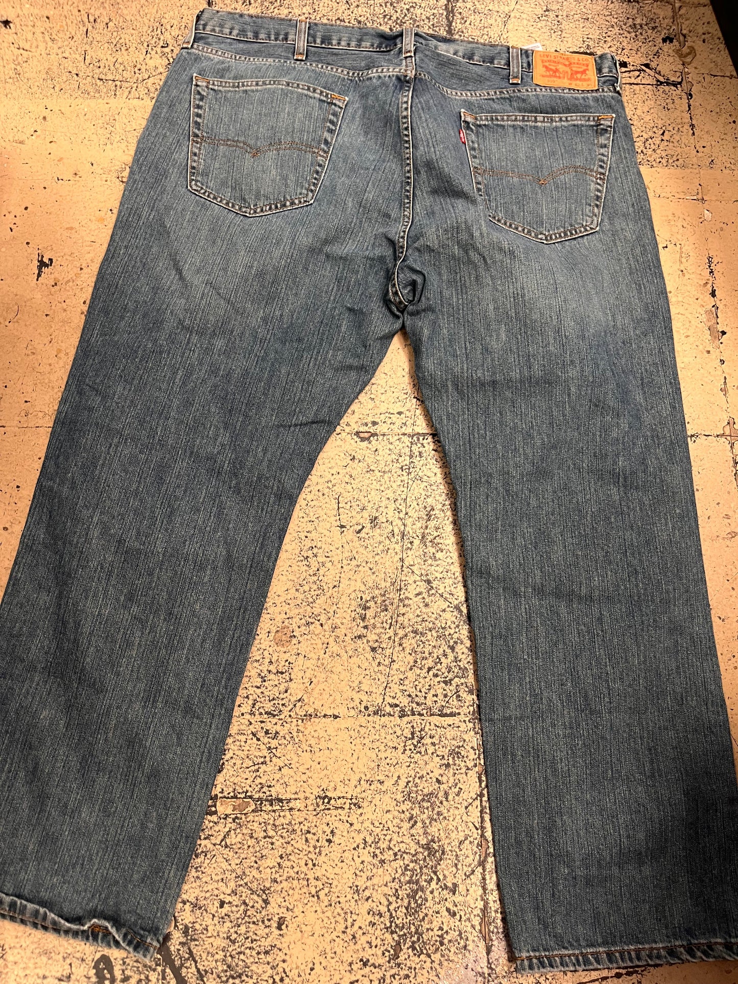 Levi’s 559 Jeans 42x30 - Relaxed Straight/Medium Wash