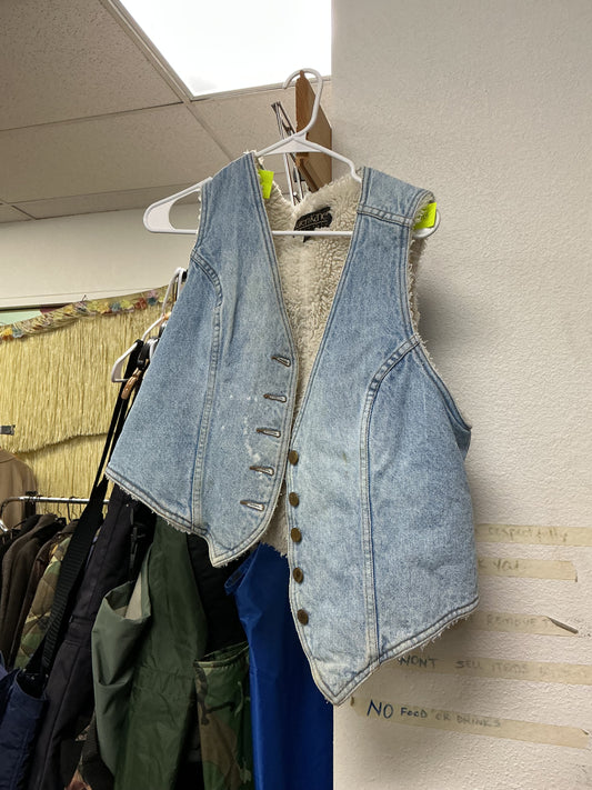 Karen Kane Denim Vest - L