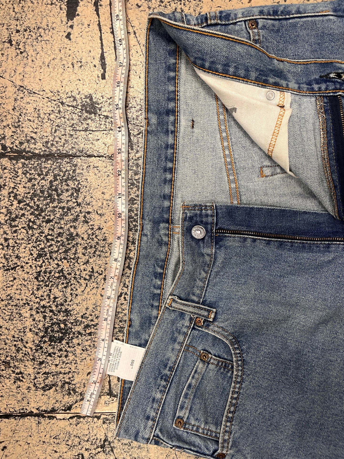Levi’s 550 Jeans 38x30 - Relaxed Fit/Light Wash