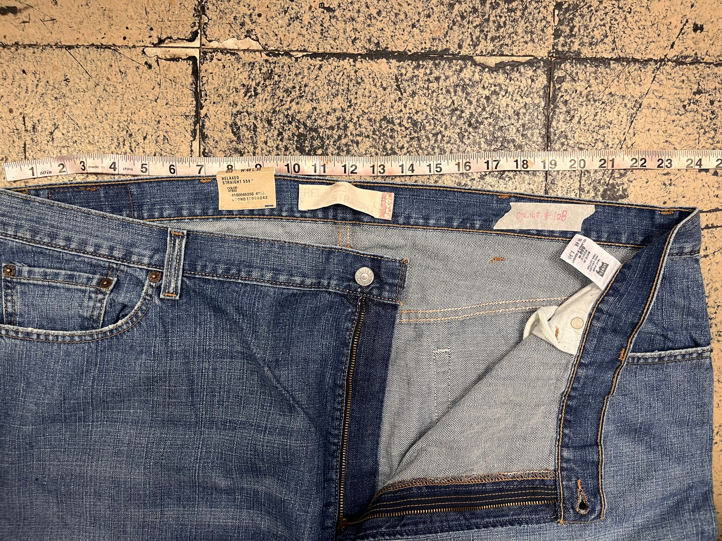 Levi’s 559 Jeans 48x30 - Relaxed Straight Fit/Medium Wash