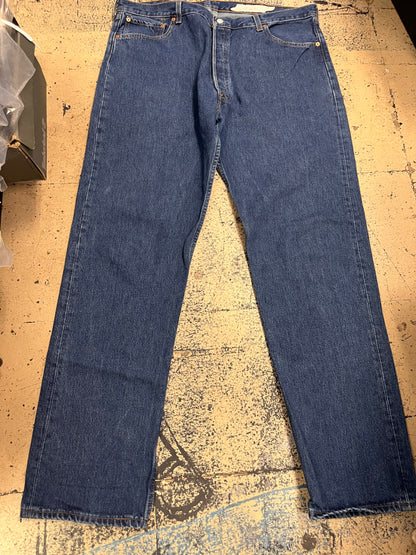 Levi’s 501 Jeans 42x34 - Regular Fit/Medium Wash