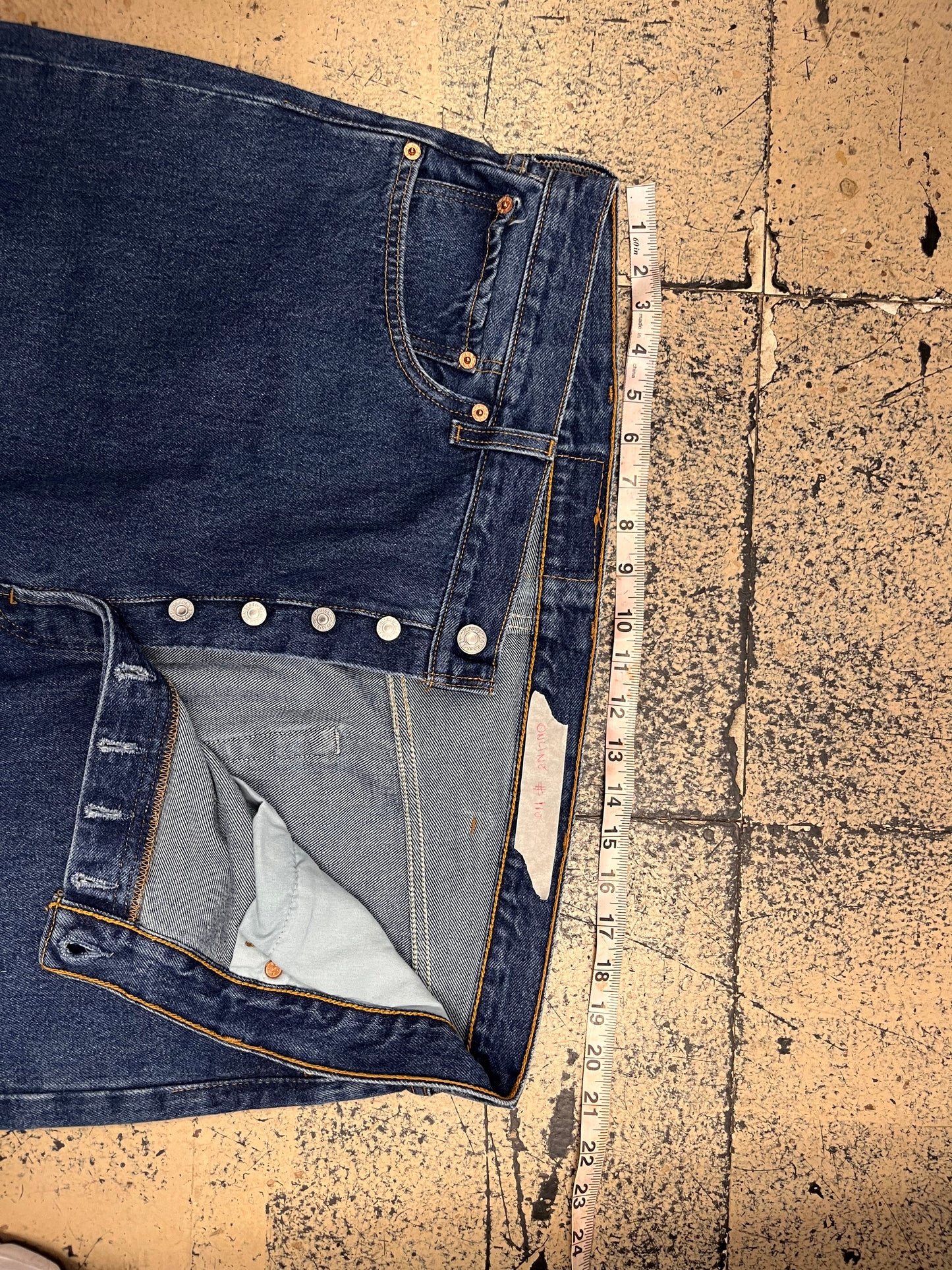 Levi’s 501 Jeans 42x34 - Regular Fit/Medium Wash