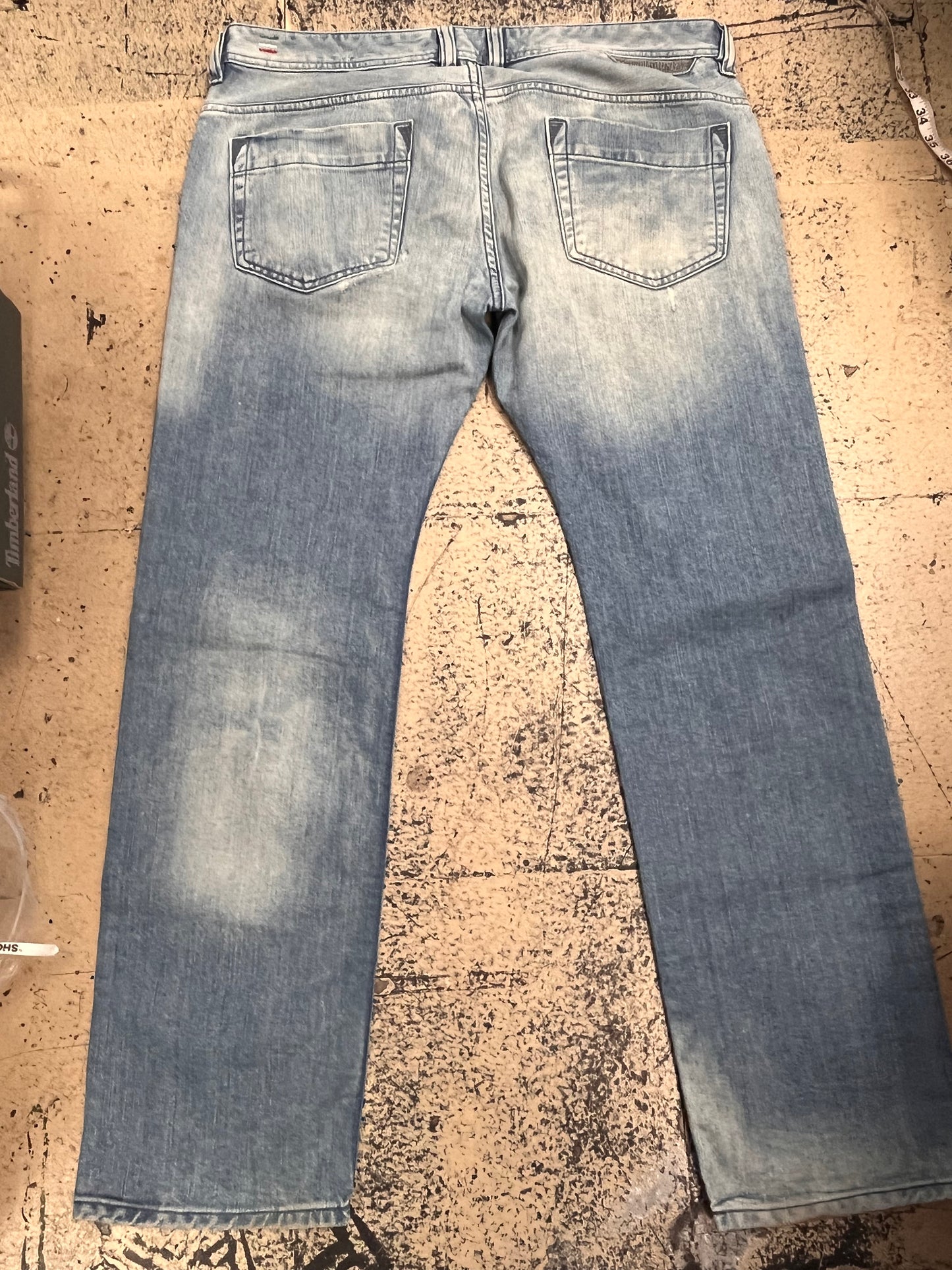 Diesel Jeans 34x30 - Straight Fit/Light Wash/Distressed