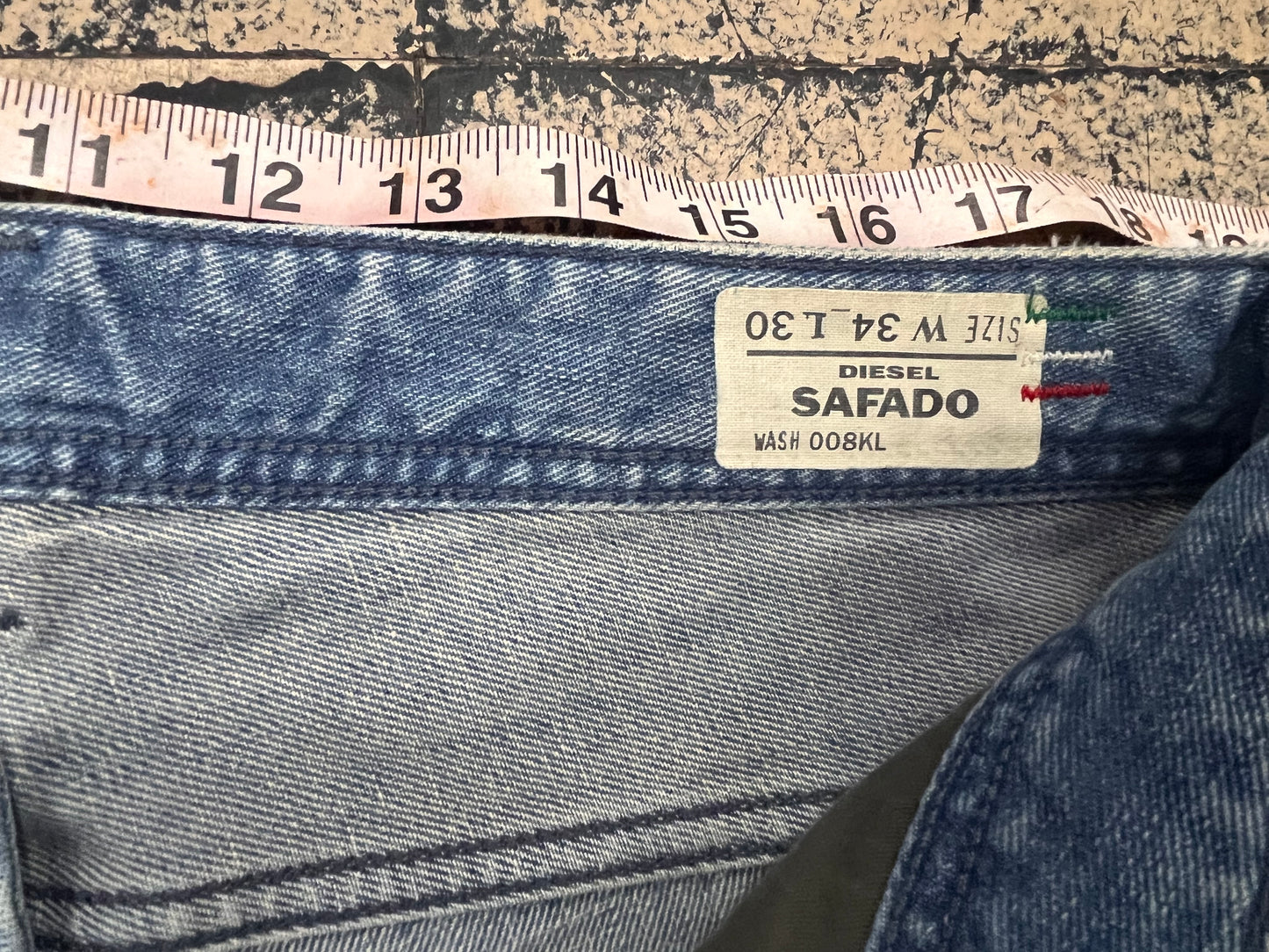 Diesel Jeans 34x30 - Straight Fit/Light Wash/Distressed