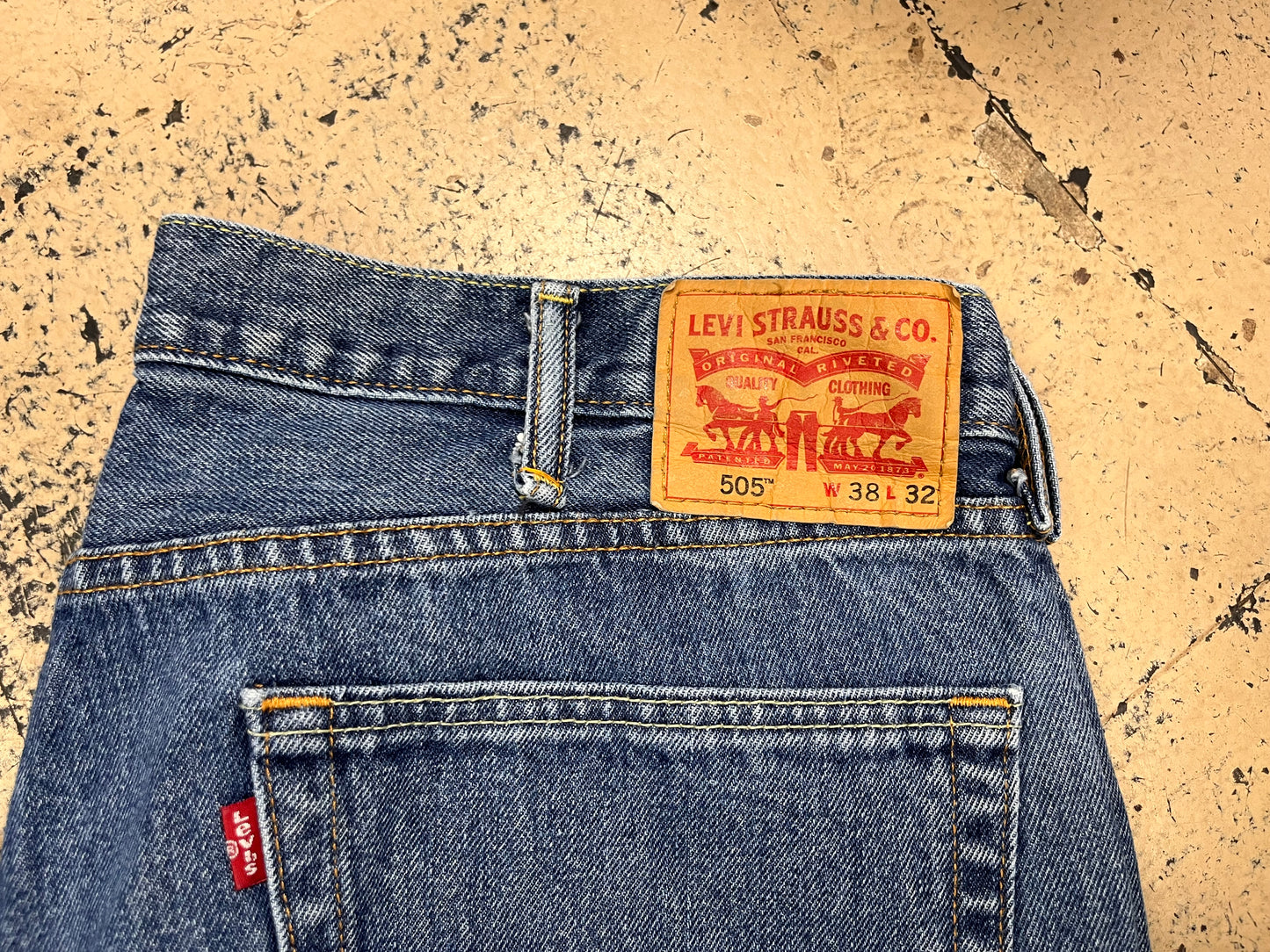 Levi’s 505 Jeans 38x32 - Regular Fit/Medium Wash
