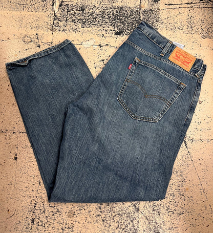 Levi’s 559 Jeans 42x30 - Relaxed Straight/Medium Wash